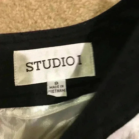 Studio 1 Tank Sz 8 - Picture 3 of 5
